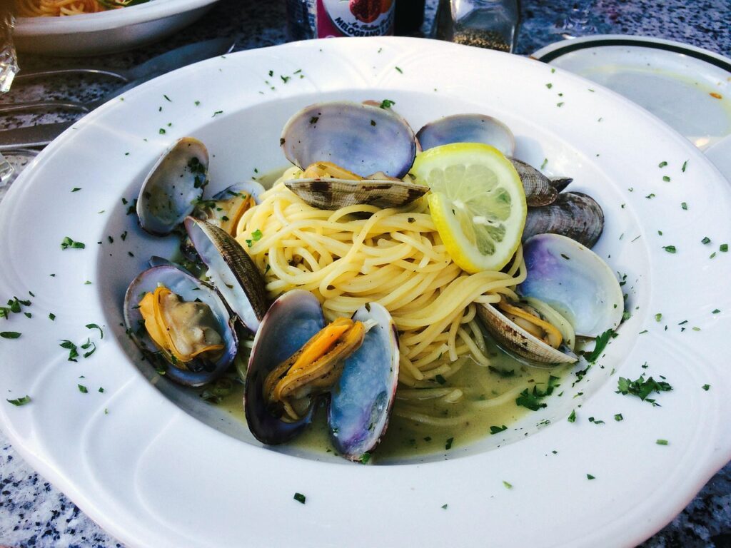 Linguini Bongole Italian food
