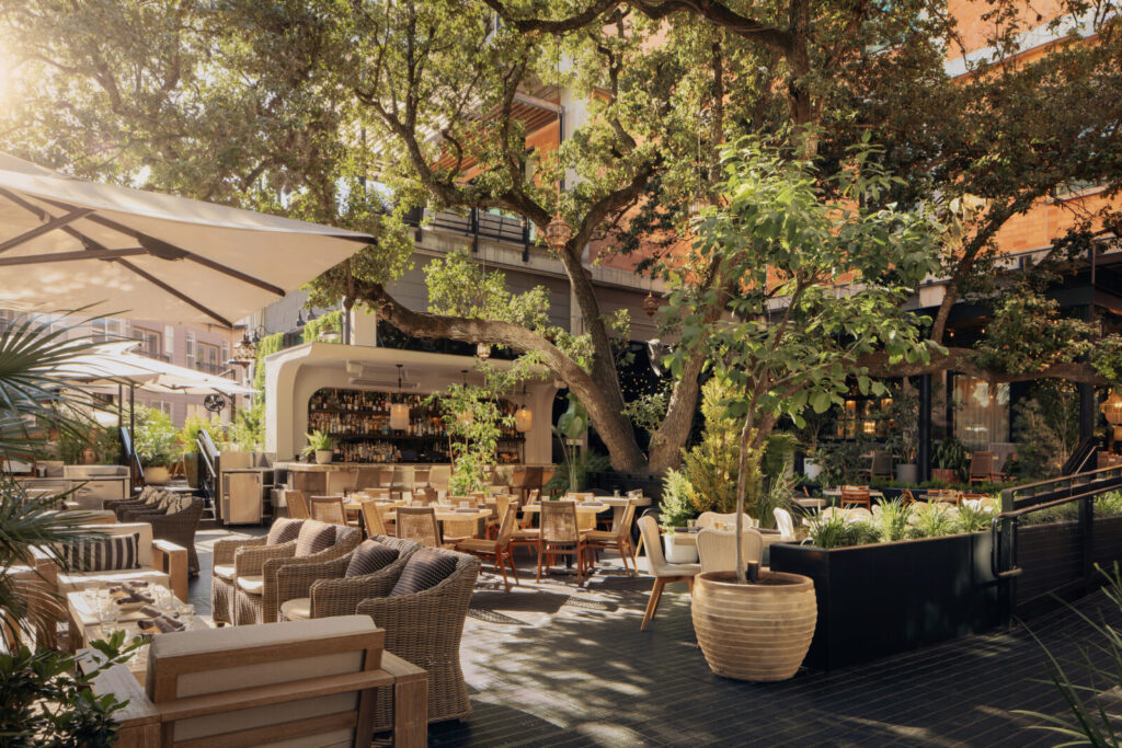 Best Places for Happy Hours in Downtown Austin