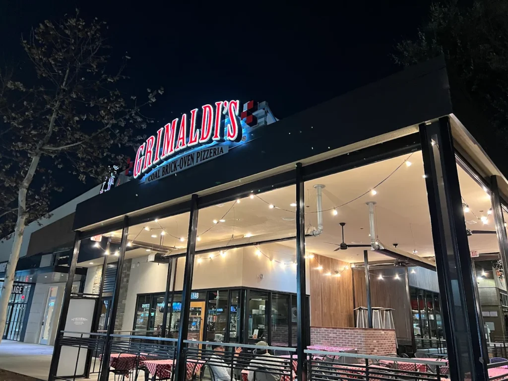 Best Pizzeria at Grimaldi's Pizza