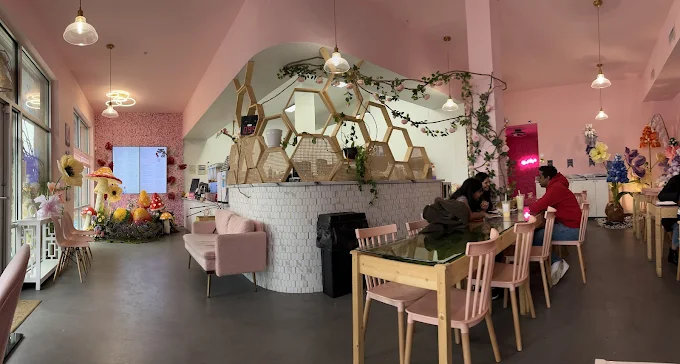 Sweet Memes Restaurant