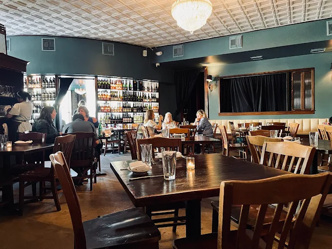 Classic Italian at Vespaio 